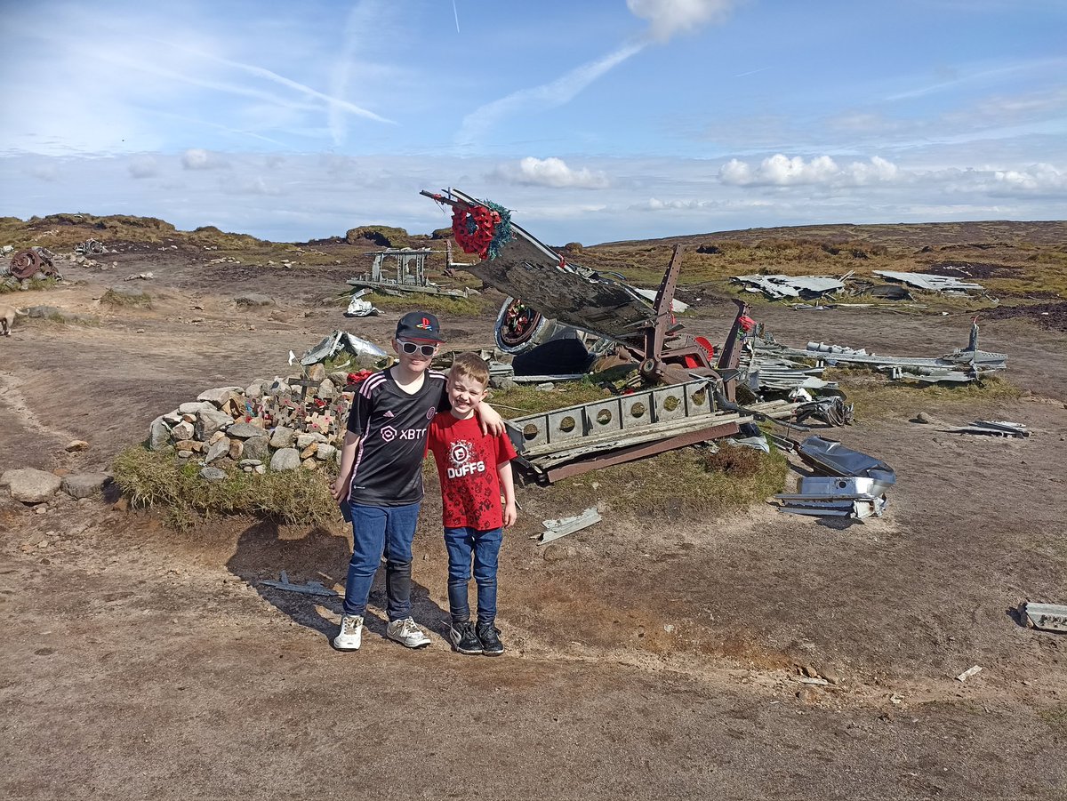 SpotTheBall85's tweet image. Zavier and Jax have been on a hike this morning to see the B29 Overexposed Crash Site. A long 4 mile round trip. @MayfieldOldham