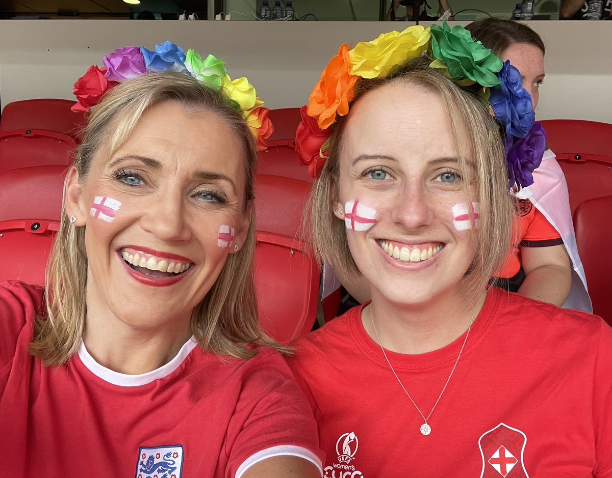 It’s my 1st #InternationalBereavedMothersDay although it’s every day really isn’t it?

Thank you to the brave, selfless mums who reached out to me, I’m so grateful for your kindness & support ❤️

Laura loved @Lionesses so today we’re going to watch @ManCityWomen v @ArsenalWFC