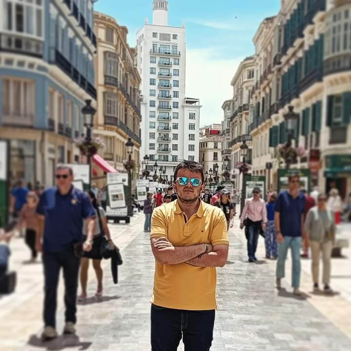 🛍️🚶‍♂️👀
#Málaga #CostaDelSol 🇪🇸