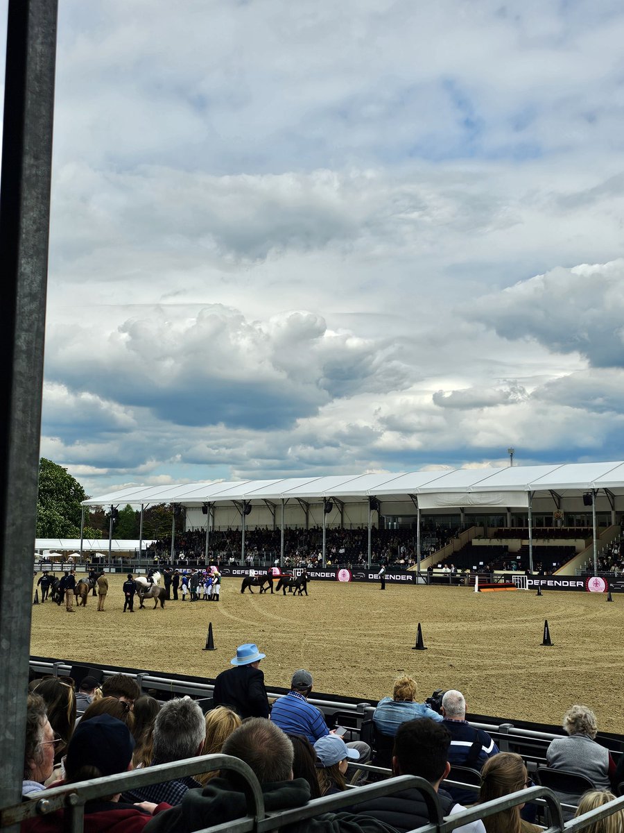 I'm @windsorhorse.... About to watch the Shetland Pony Grand National. Having Kids makes you find yourself in some weird situations.... #windsor #horses