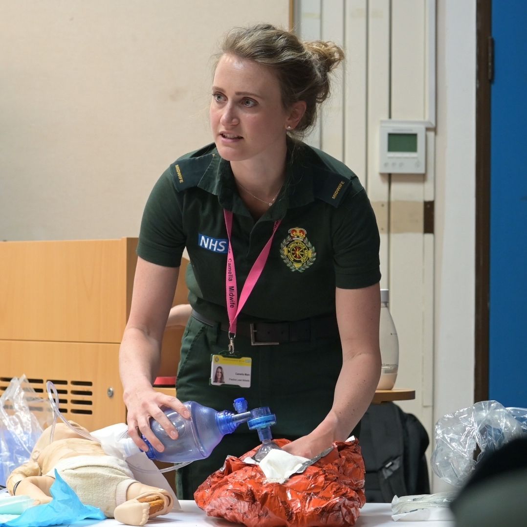It can be really scary to have an emergency when you’re expecting a baby. We have a pioneering Maternity Team of midwives who train our 999 call handlers and clinicians to act as quickly as possible to keep you and your baby safe 💚 #InternationalDayOfTheMidwife