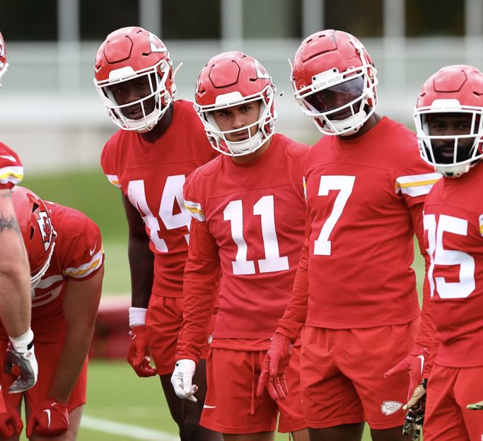 Wildcats putting in work at @Chiefs Rookie Minicamp this weekend! 💪 @Nick_Torres79 @tsizzle34 @jaaron_hayek #TapTheRock #CatsintheNFL