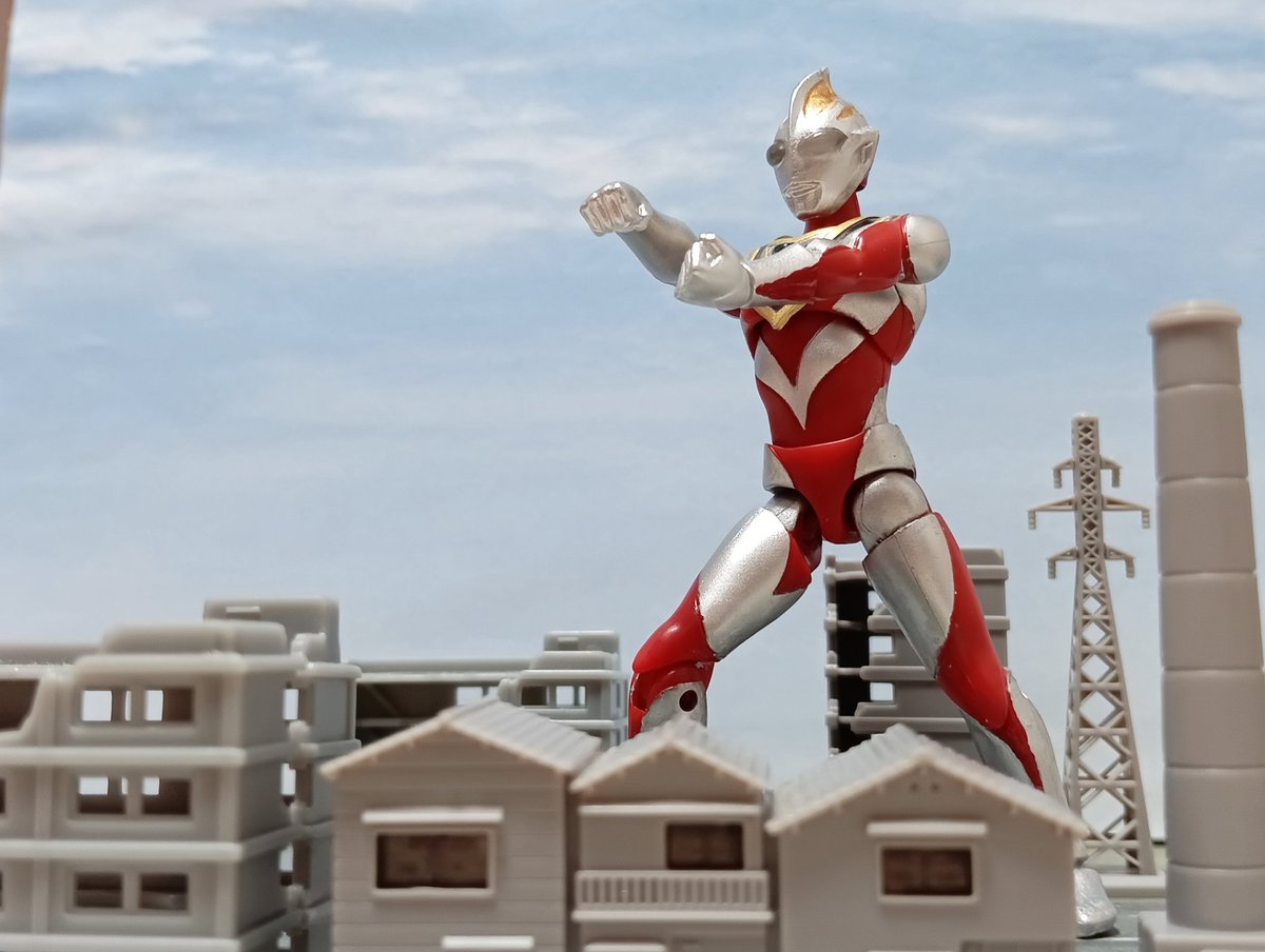 超動αウルトラマンガイアをリペイントしました。 3月に完成するはずが