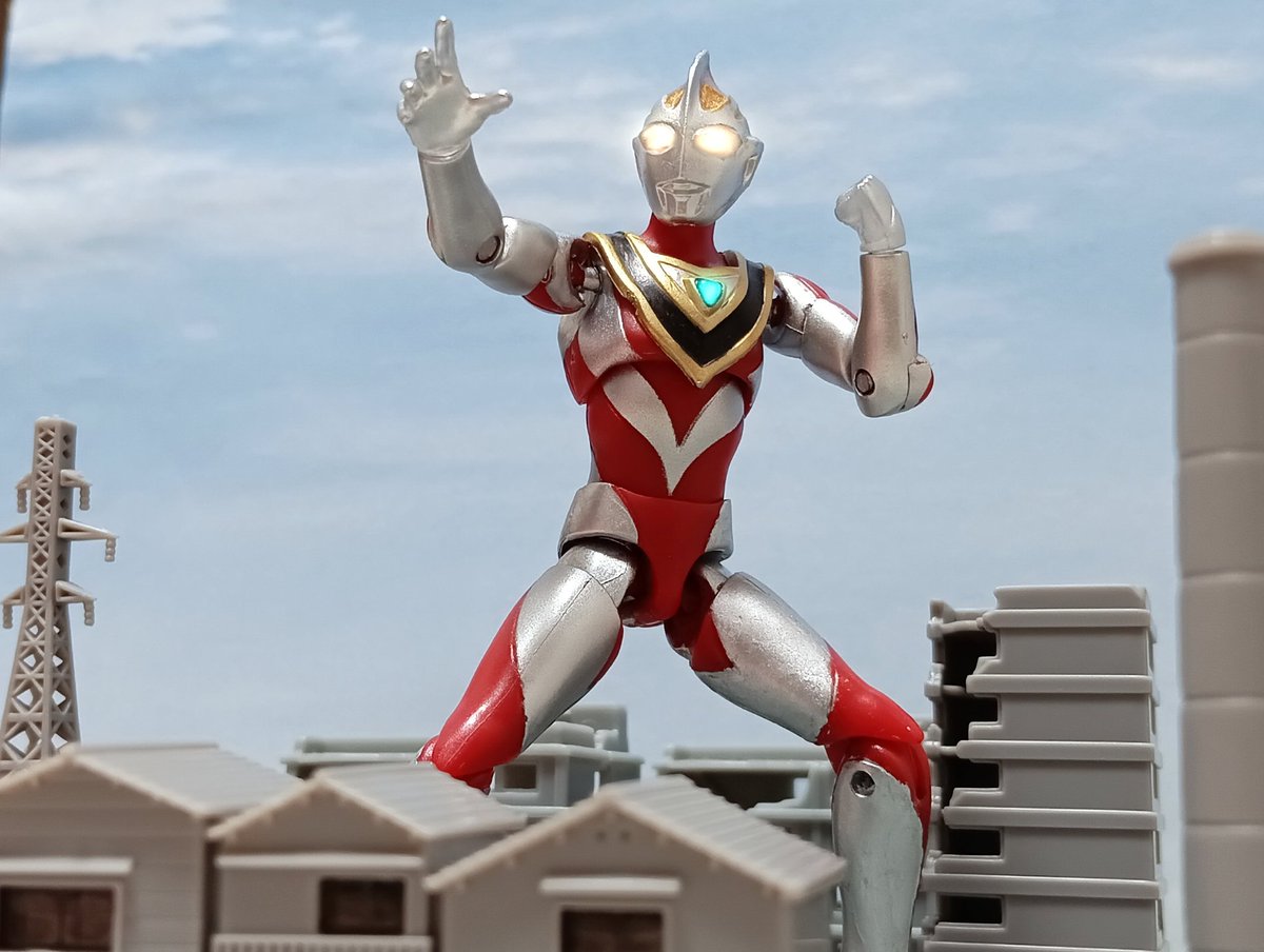 超動αウルトラマンガイアをリペイントしました。 3月に完成するはずが