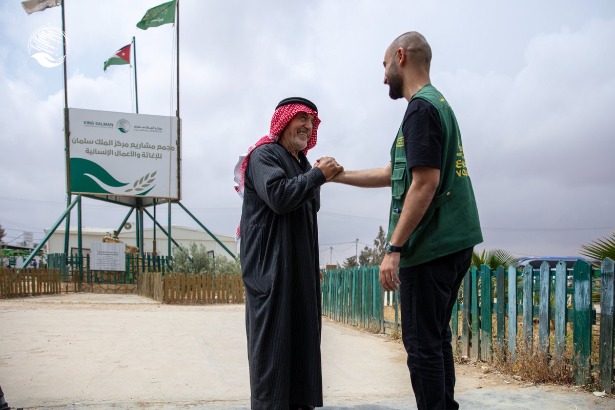 In support of our Syrian refugee brothers in Jordan, #KSrelief launches the 25th volunteer training project in Zaatari camp, which provides educational courses, training workshops, and services in medical clinics.