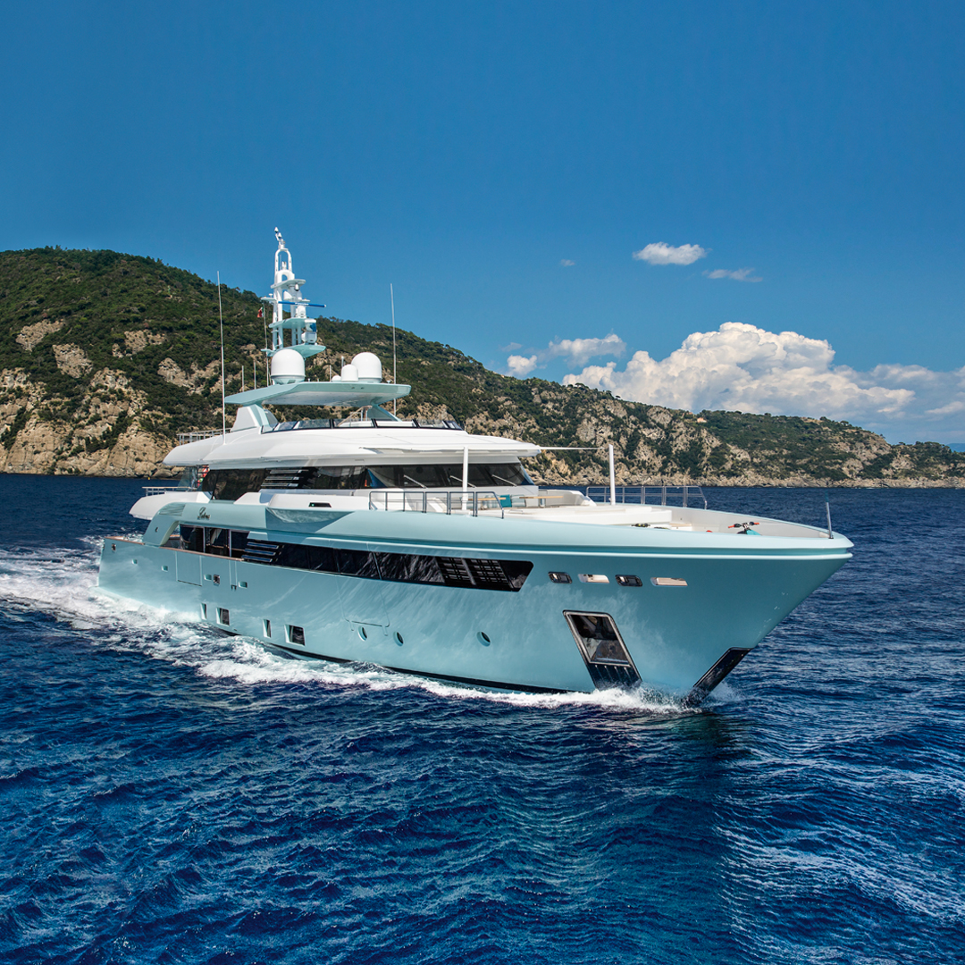 The elegant CRN M/Y Latona adds a purity of line to the pristine beauty of the seascape, making a breathtaking sight to delight the eye and enrich the spirit.
#MadeByYouWithOurOwnHands       

ow.ly/e3Cc50RuTlg