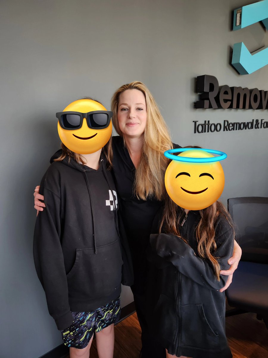 Had to go to our Naperville location yesterday to pick up something & my kids didn't hesitate to jump at the chance to see my work-bestie, who moved from my location when it opened. We are just 1 big family. ❤️ @removery_us #Removery #tattooremoval #TattooLaserRemoval #WorkFamily