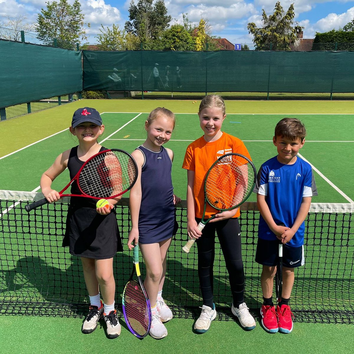 This weekend saw our 9Us start their summer LTA Youth League season. Our A team received a walkover in their first fixture but our B team enjoyed a really competitive match over at Buckhurst Hill, just edging a win. Great effort from Olivia, Mia, Grace & Cristian!