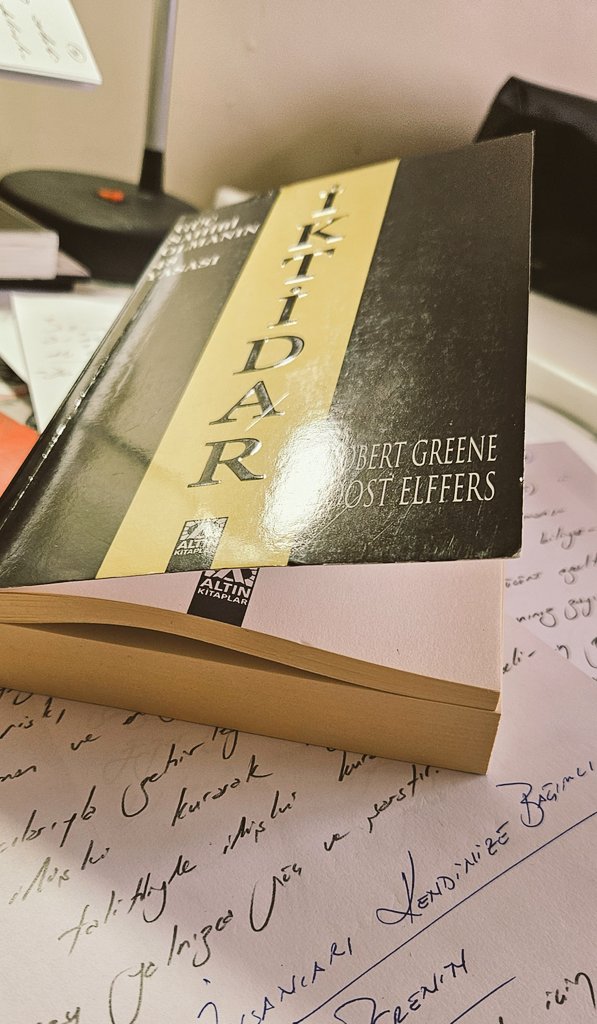 'Korkulmak, sevilmekten daha iyidir. Korkuyu kontrol edebilirsin; sevgiyi asla.'

#machiavelli