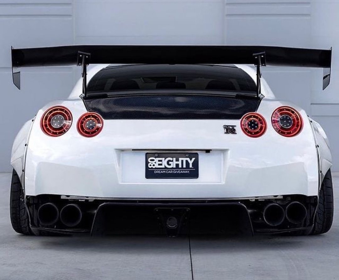 Widebody Nissan GTR-R35