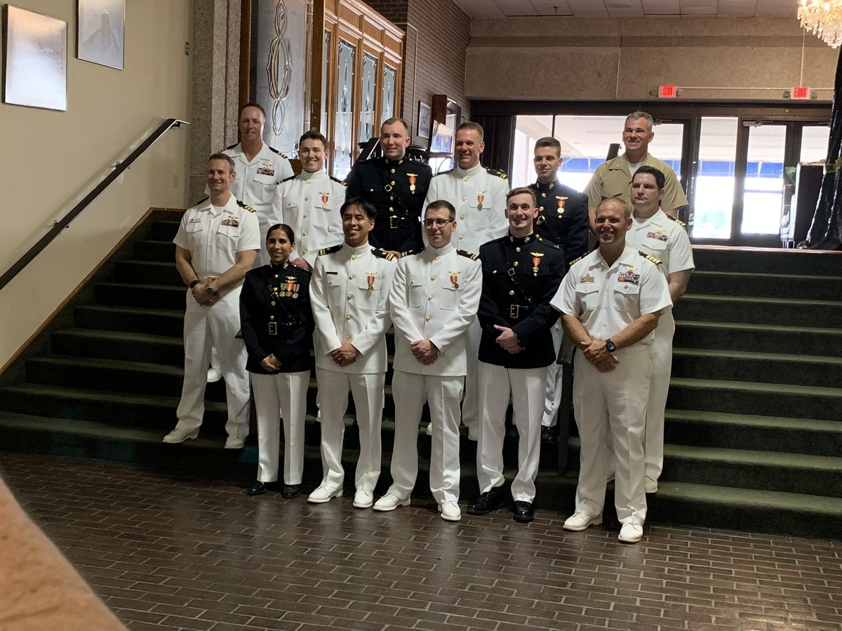 Congrats!
Our nation’s newest #NavalAviators!
#WingsOfGold 29Mar & 26Apr2024 TW-2, #NASKingsville.

Congrats LT Andrew Delaney #TW2 #TopHook, best landing grades at carrier quals, #USSGeorgeWashington #CVN73.
Thx @TailhookAssoc & 
#ElTapatio, supporting our troops w/ gifts!
