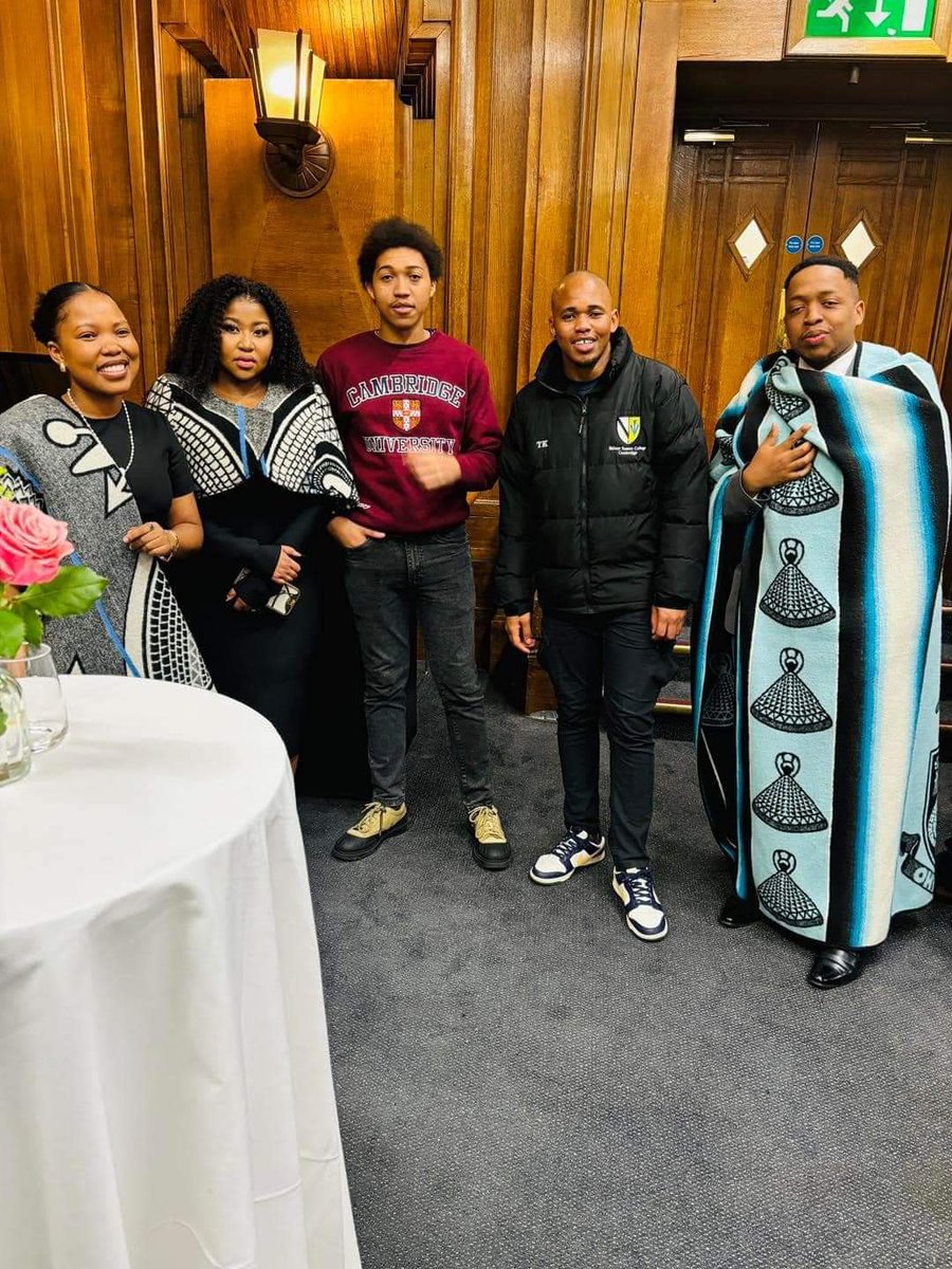 I really enjoyed the event celebrating #Lesotho200 @UniWestminster this past Friday. Honoured to be there as His Majesty celebrated with the Basotho diaspora along with some of the many Brits who love Lesotho. 🇱🇸 🇬🇧
