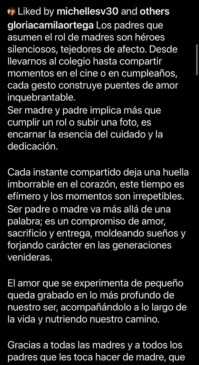 La Camorra no hace ninguna referencia a su madre que falleció de cáncer. La obvia por completo. Que persona más mala e insensible. #APOYOROCIO5M #MareaFucsia #DiaDeLaMadre