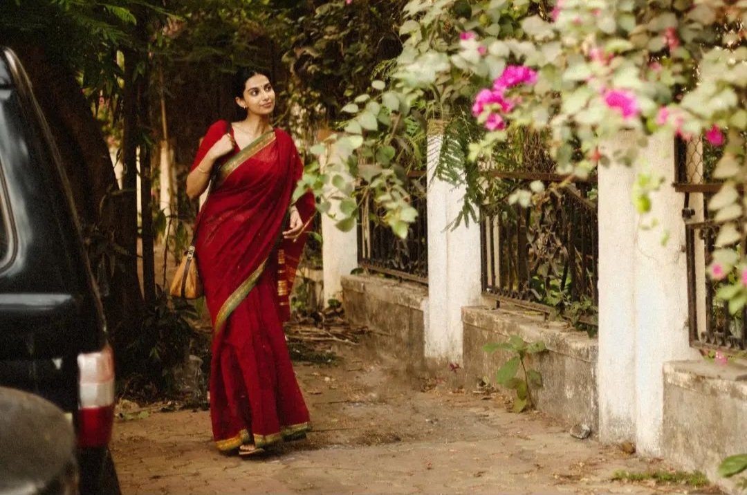 GM0PIpZbQAAX0ON?format=jpg&name=medium