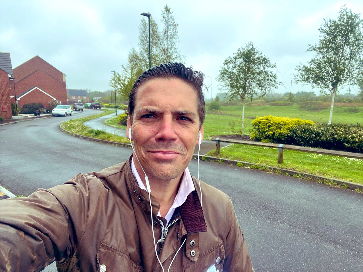 Definitely should have brought a brolly…Great to speak to Felpham residents this morning about local issues of importance. #WeGoAgain #BognorRegisAndLittlehampton