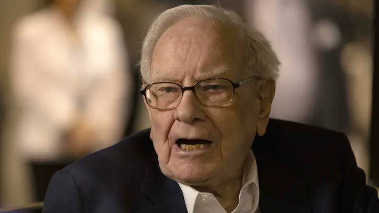 Why #WarrenBuffett says #AI scamming will be the next big #GrowthIndustry cnb.cx/3WsNUUa #fintech #cybersecurity #ArtificialIntelligence #MachineLearning #GenerativeAI #GenAI @PIA_SINGH_ @CNBC @Shirastweet @m49D4ch3lly @mclynd @ChuckDBrooks @ScottBVS @mirko_ross…