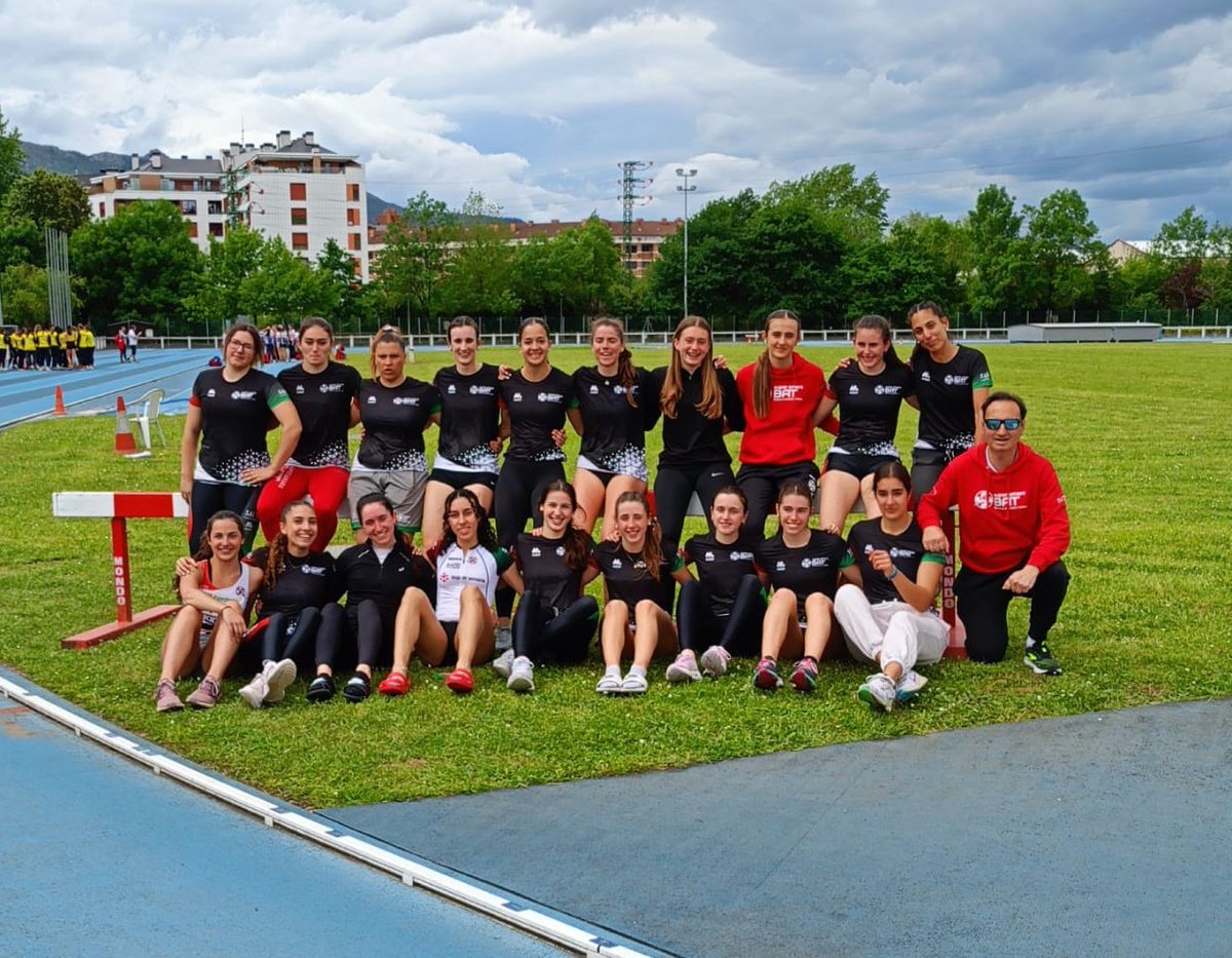 atletismobat's tweet photo. ¡¡¡¡¡¡¡HISTÓRICO!!!!!!!!!!

Las BATGIRLS dan la sorpresa en Durango, acaban 2° e irán al encuentro por el título de División de Honor. Algo que jamás había pasado antes. 

¡¡Menudo equipazo!!

@superamara @Irun_informa @HondarribiaUdal @GipuzkoaKirolak @conectabidasoa https://t.co/0NxoXncJLw