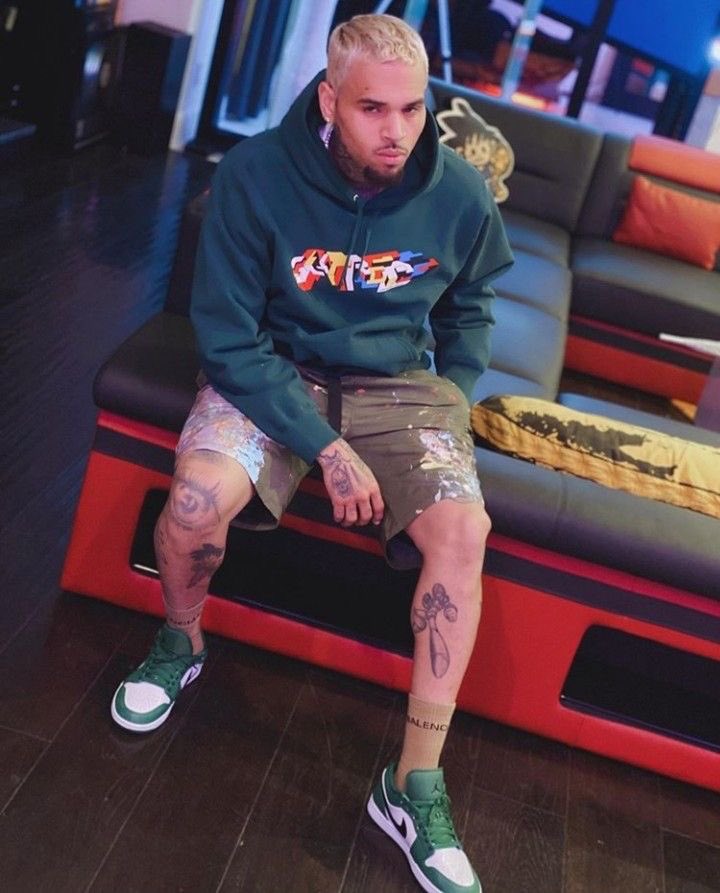 Happy birthday Chris, I just have to thank God for your existence... 35 years of breezy ❤️