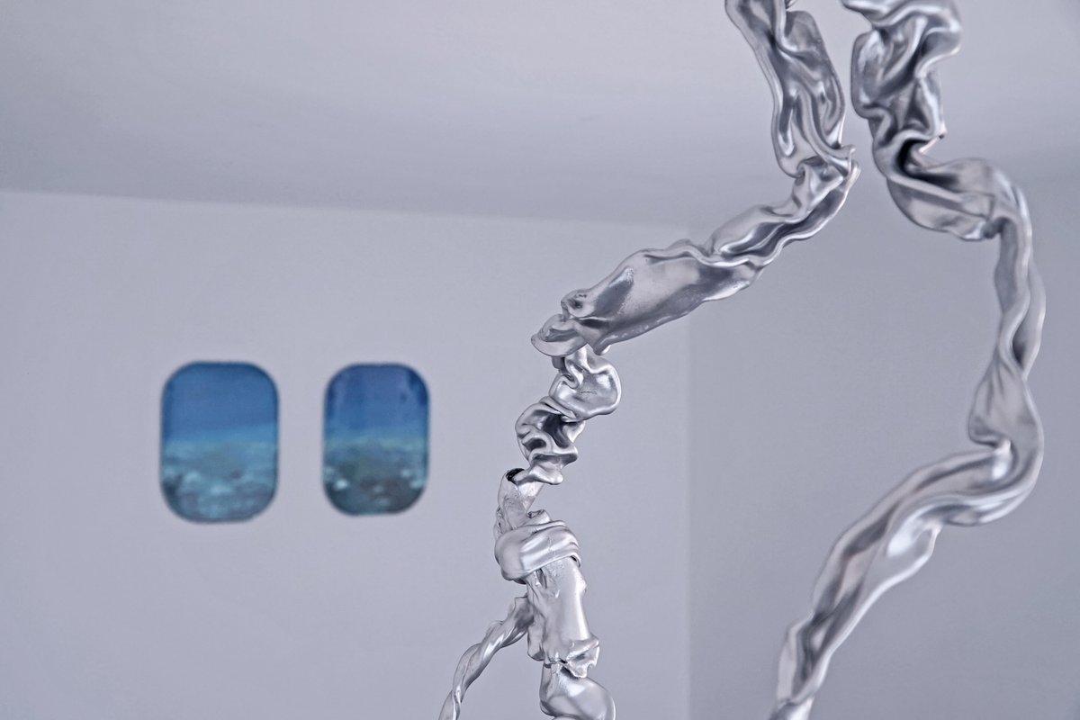 GalerieMet's tweet photo. Details of the installation work Lightning, 2024 by Qing Lu.
Qing Lu
Uncanny Garden
April 27 – May 24
Curator: Heli Hsu
Installation view © Galerie Met and Qing Lu.
-
#lightning #uncannygarden #qinglu #installationart #galeriemet #gm #art #artist #gallery #berlin #germany https://t.co/oPBg01qB6L