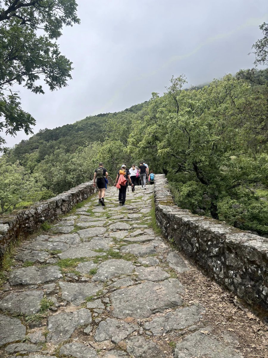 Vía Ayuntamiento de Candeleda
Hemos realizado la última RUTA DE PRIMAVERA, refugio Albarea
Turismo Candeleda: candeledaturismo.com
-
#candeleda #elraso #valledeltietar #gredos #avila #turismorural #turismo #planescandeleda #candeledagredos #rutasdeprimavera #planescandeleda