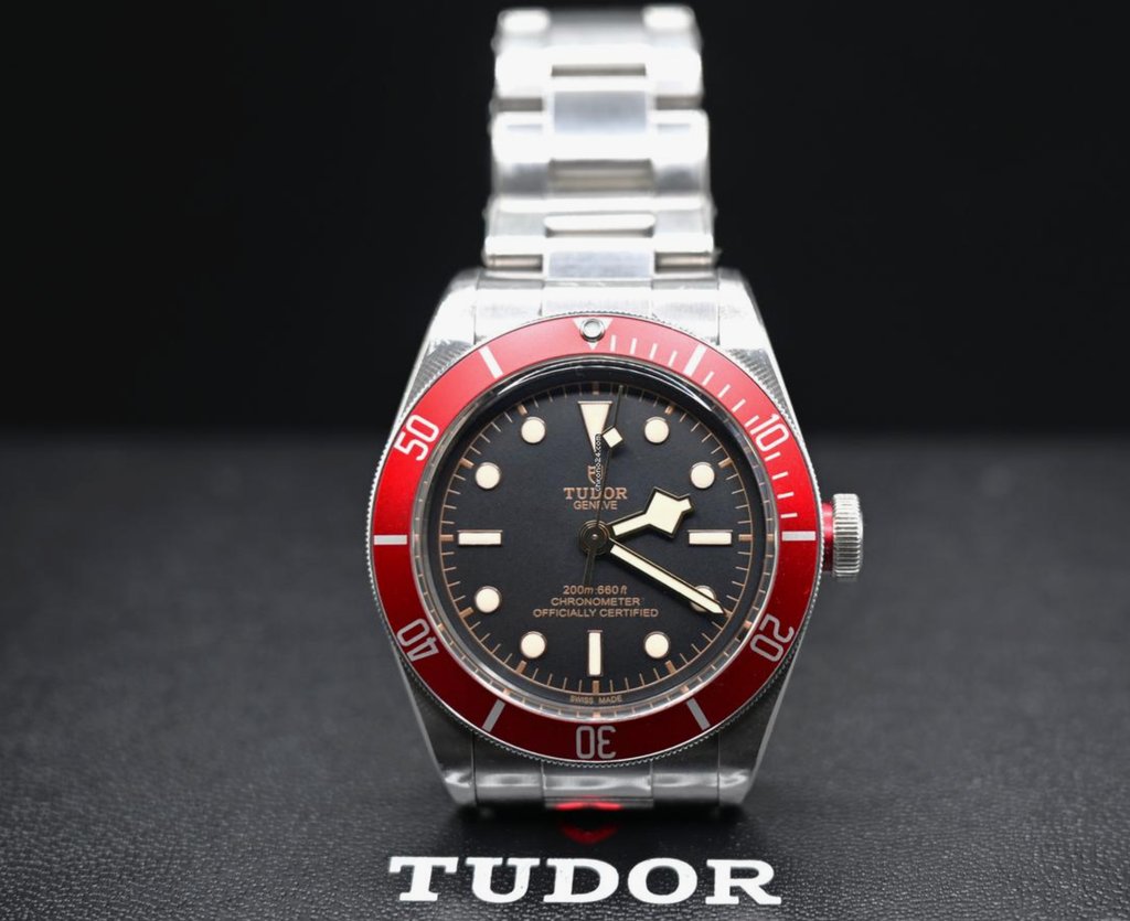 Tudor Black Bay 79230R

For sale by @uniquemen_timepieces

$3,299

#tudor #watches #valueyourwatch #watchmarketplace #luxury #luxurylife #entrereneur #luxurywatch #luxurywatches #luxurydesign #businesswatch #watchfam