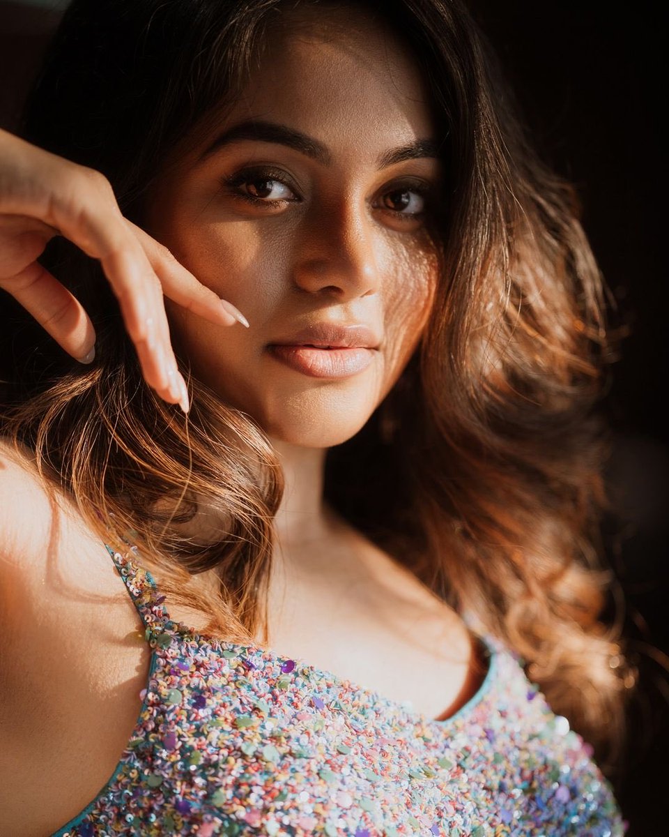 #BhavaniSre 😻

@BhavaniSre 

#TamilcUpdates