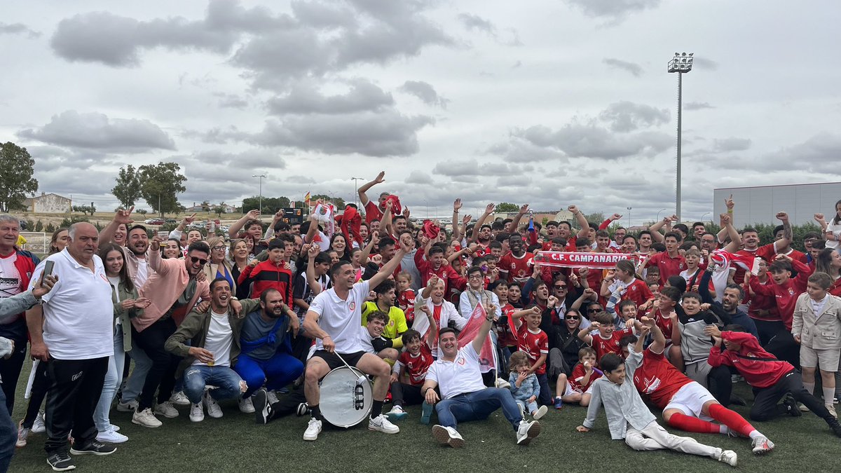 CFCAMPANARIO's tweet photo. CLINNNNNNNN, pasamosss de rondaaa!!!!

CF Campanario 0
🆚
AD Lobón 0

Resultados penaltis: 6-5 

#vamoscampa🔴🔴 https://t.co/PZpIpzBPHl