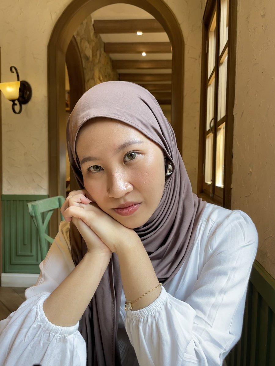 jennyhrmt's tweet photo. Giliran ada foto cantik, udah ga ada yang "cantikkuuuu" lagi🥲 https://t.co/hkAvktJqXz
