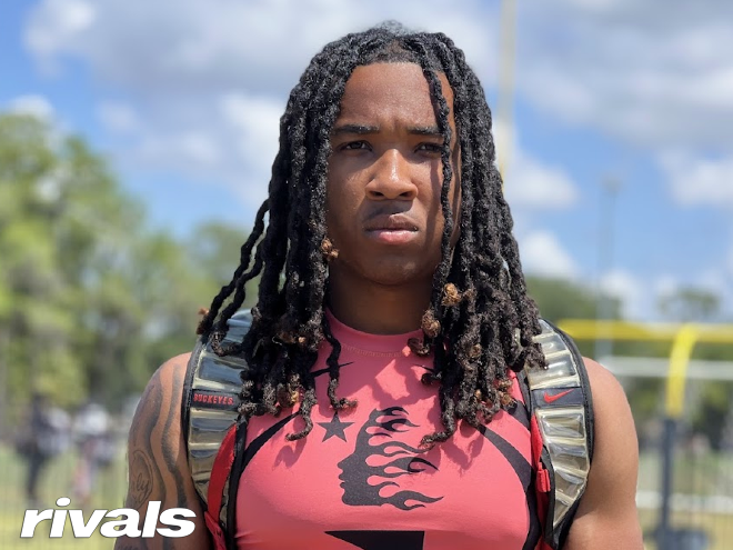 Rivals four-star DB recruit Major Preston has set his verbal commitment date. Three officials are set to go down beforehand, and a few more could be added to his slate: n.rivals.com/news/four-star…