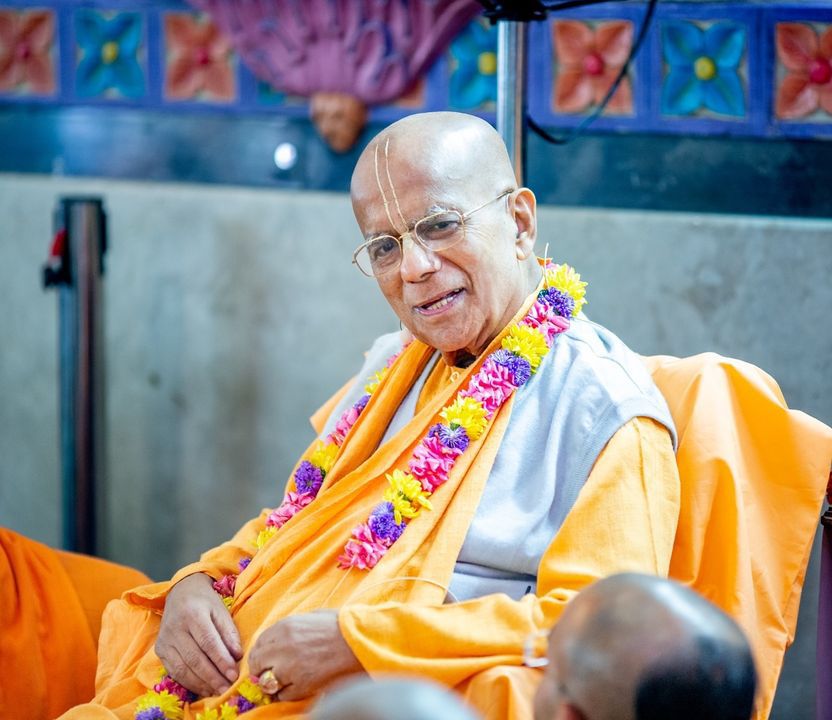 Dr Mohan Yadav (@drmohanyadav51) on Twitter photo рдЕрдзреНрдпрд╛рддреНрдо рдЬрдЧрдд рдХреЗ рджреЗрджреАрдкреНрдпрдорд╛рди рд╕реВрд░реНрдп, рдЗрд╕реНрдХреЙрди рднрд╛рд░рдд <a href="/india_iskcon/">ISKCON India</a> рдХреЗ рдкреНрд░рдореБрдЦ рдПрд╡рдВ рдЗрд╕реНрдХреЙрди рдЙрдЬреНрдЬреИрди рдХреЗ рдЧрд╡рд░реНрдирд┐рдВрдЧ рдмреЙрдбреА рдХрдорд┐рд╢реНрдирд░ рдкрд░рдо рд╢реНрд░рджреНрдзреЗрдп рдЧреЛрдкрд╛рд▓ рдХреГрд╖реНрдг рдЧреЛрд╕реНрд╡рд╛рдореА рдорд╣рд╛рд░рд╛рдЬ рдЬреА рдХреЗ рдмреНрд░рд╣реНрдорд▓реАрди рд╣реЛрдиреЗ рдХрд╛ рд╕рдорд╛рдЪрд╛рд░ рд╕реБрдирдХрд░ рдорди рдмрд╣реБрдд рд╡реНрдпрдерд┐рдд рд╣реИред
рдорд╣рд╛рд░рд╛рдЬ рдЬреА рдХрд╛ рджреЗрд╡рд▓реЛрдХрдЧрдорди, рд╕рдирд╛рддрди рд╡ рдЖрдзреНрдпрд╛рддреНрдорд┐рдХ рдЬрдЧрдд рдХреЗ рд▓рд┐рдП рдЕрдкреВрд░рдгреАрдп рдХреНрд╖рддрд┐ рдЕрдзреНрдпрд╛рддреНрдо рдЬрдЧрдд рдХреЗ рджреЗрджреАрдкреНрдпрдорд╛рди рд╕реВрд░реНрдп, рдЗрд╕реНрдХреЙрди рднрд╛рд░рдд <a href="/india_iskcon/">ISKCON India</a> рдХреЗ рдкреНрд░рдореБрдЦ рдПрд╡рдВ рдЗрд╕реНрдХреЙрди рдЙрдЬреНрдЬреИрди рдХреЗ рдЧрд╡рд░реНрдирд┐рдВрдЧ рдмреЙрдбреА рдХрдорд┐рд╢реНрдирд░ рдкрд░рдо рд╢реНрд░рджреНрдзреЗрдп рдЧреЛрдкрд╛рд▓ рдХреГрд╖реНрдг рдЧреЛрд╕реНрд╡рд╛рдореА рдорд╣рд╛рд░рд╛рдЬ рдЬреА рдХреЗ рдмреНрд░рд╣реНрдорд▓реАрди рд╣реЛрдиреЗ рдХрд╛ рд╕рдорд╛рдЪрд╛рд░ рд╕реБрдирдХрд░ рдорди рдмрд╣реБрдд рд╡реНрдпрдерд┐рдд рд╣реИред
рдорд╣рд╛рд░рд╛рдЬ рдЬреА рдХрд╛ рджреЗрд╡рд▓реЛрдХрдЧрдорди, рд╕рдирд╛рддрди рд╡ рдЖрдзреНрдпрд╛рддреНрдорд┐рдХ рдЬрдЧрдд рдХреЗ рд▓рд┐рдП рдЕрдкреВрд░рдгреАрдп рдХреНрд╖рддрд┐