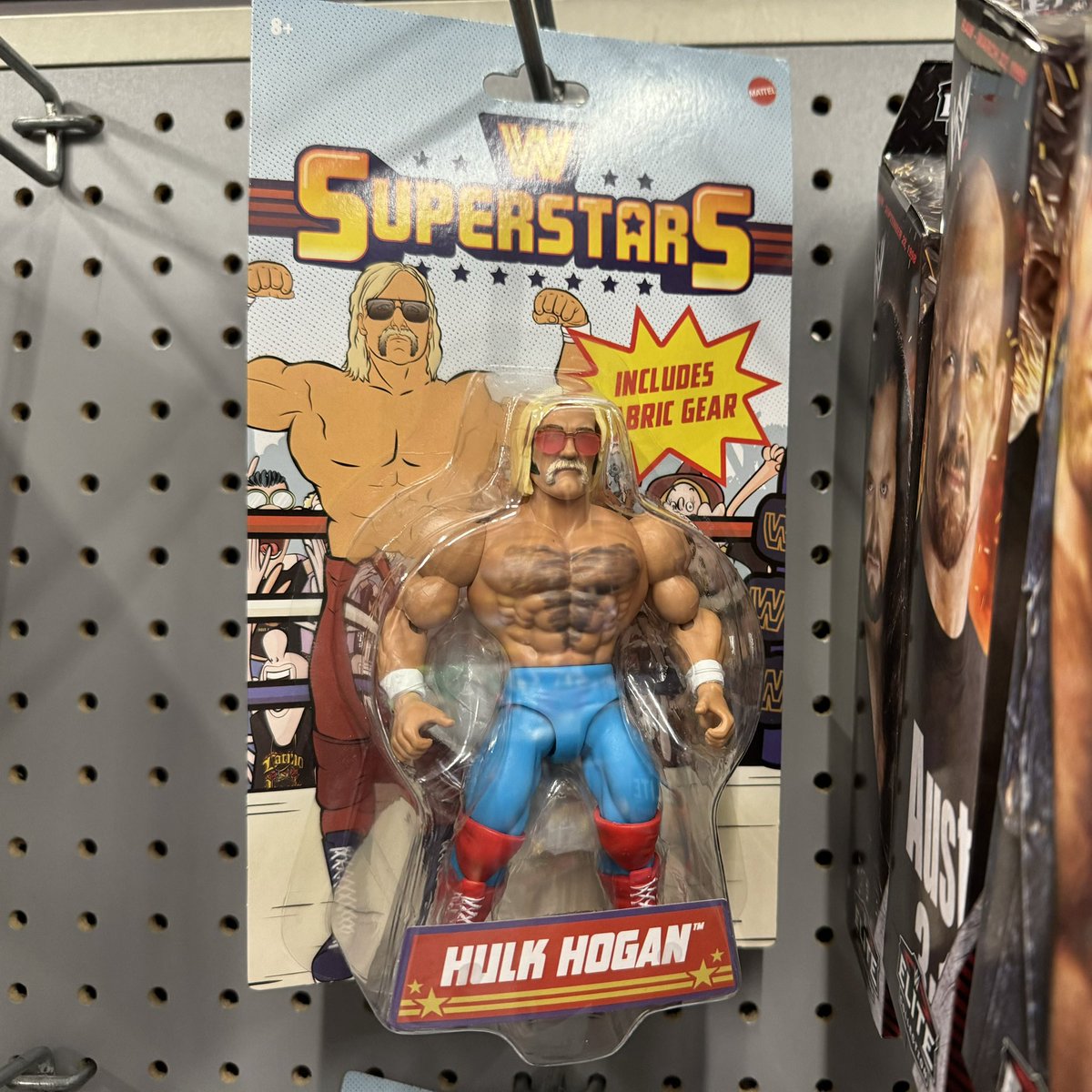 Found Turtles of Grayskull Moss Man and Chase WW Superstars Hulk Hogan at Walmart in Tyler, TX. 

#motu #tmnt