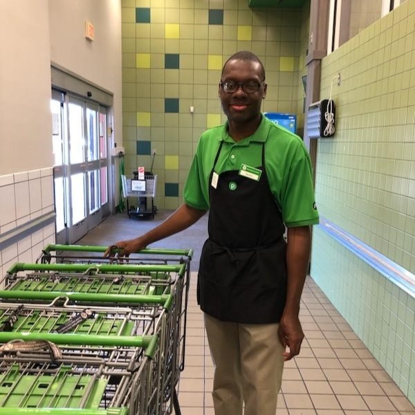 #SundayShoutout Let's give a round of applause to Ger'Mon at the @Publix in Titusville! From his infectious smile that brightens everyone's day to his willingness to lend a hand whenever needed, they just can't stop singing his praises. Keep up the fantastic work, Ger'Mon!