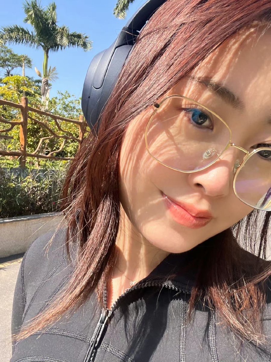 【网友投稿 No.744】投稿，反差眼镜女友 #眼镜娘 #眼镜妹 #投稿 #反差 #投稿曝光 #女友 #女友分享 #女友系列 #女同学 #女同事 https://t.co/z0NxwjSoGC