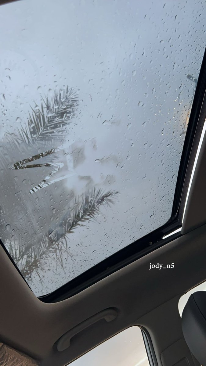 '
#حُب الذات ليست أنانية ، بَل #أهمية .