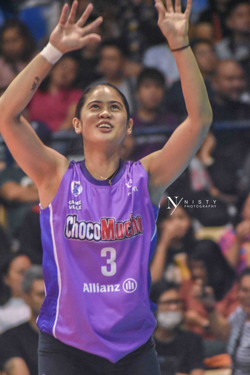 Thank you Deanna sa magandang ball distribution mo so proud of you kahit my iniinda talagang laban lng ng laban. Keep it up D! 💜💜💜 ctto sa pics