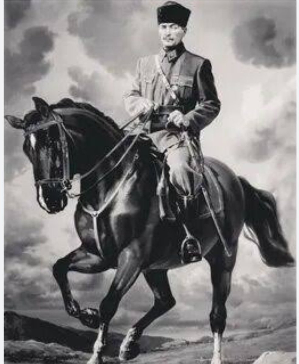 Tek bir gerçek var o da Atatürk gerisi hikâye 🇹🇷