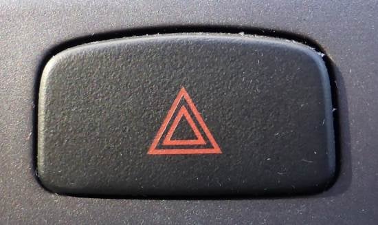 @COStormChasers Crazy how vehicles come standard with flashing lights with the push of this button, no need to add extras.
