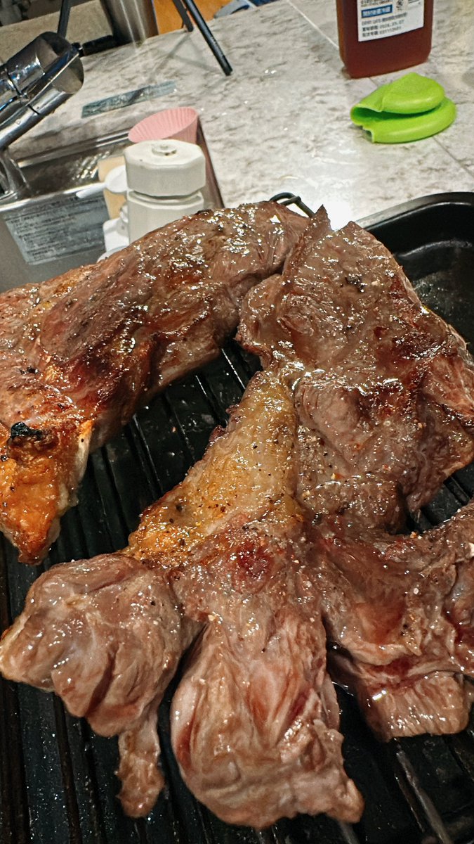 bigfishingjp's tweet photo. 魚🐟が駄目なら、肉🐄🐄🐄や！

ってことで、ヘルシオのあぶり焼きで美味しく頂きました🙏 https://t.co/Kl309ea2ie