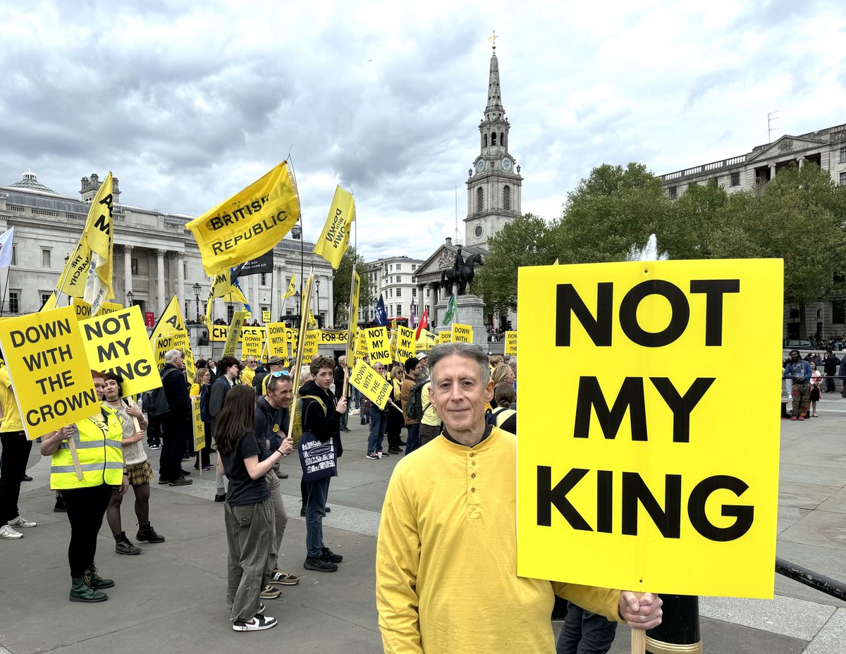 Now in Trafalgar Square demanding a democratically elected head of state, not one that is inherited Monarchy symbolises privilege, elitism & deference. Time for change! MORE INFO republic.org.uk FOLLOW @RepublicStaff #NotMyKing #DownWithTheCrown #AbolishTheMonarchy