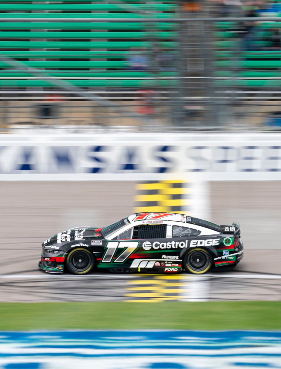 Rolling off P12 today. I love Kansas. It’s fast & fun to race. Feel like our @FordPerformance Mustang can contend today… need a little turnaround from the past few weeks 👍🏼