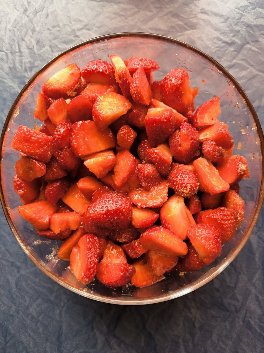 Zeit für #Erdbeeren 🍓🍓🍓.