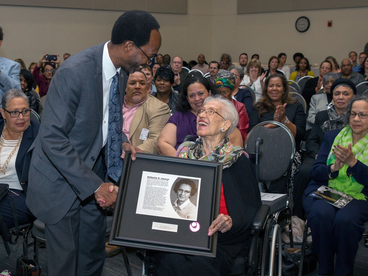 #OTD 5/5/2017: @NASA_Langley honored Katherine Johnson by naming a new computer research lab as a tribute to her. nasa.gov/feature/langle…   
@HiddenFigures #WomeninSTEM