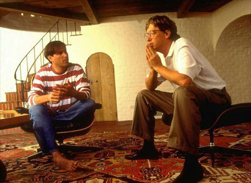 Steve Jobs and Bill Gates having a conversation. 1991