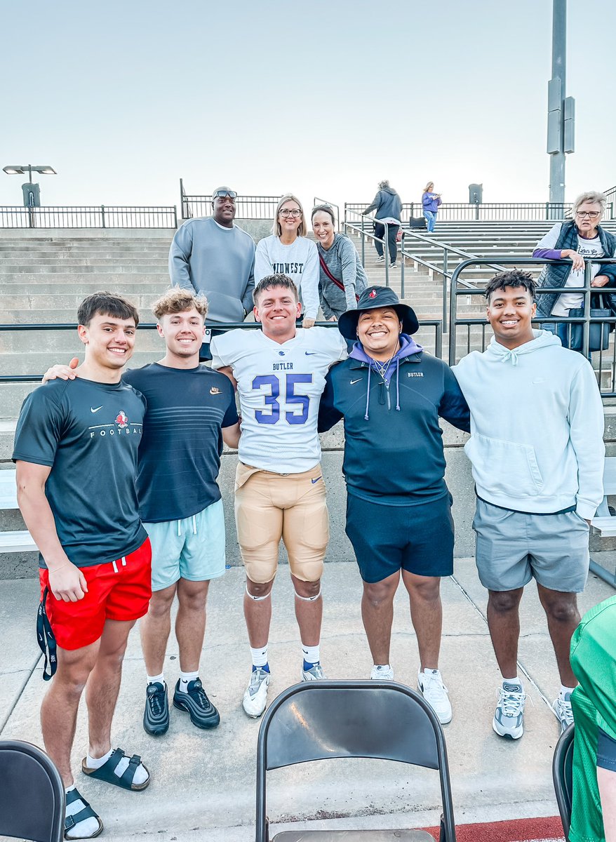 Denna Rice (@dennarice444) on Twitter photo Got to watch <a href="/LeviWittenberg/">Levi Wittenberg</a> play a little ball last night๐ค Got to watch <a href="/LeviWittenberg/">Levi Wittenberg</a> play a little ball last night๐ค