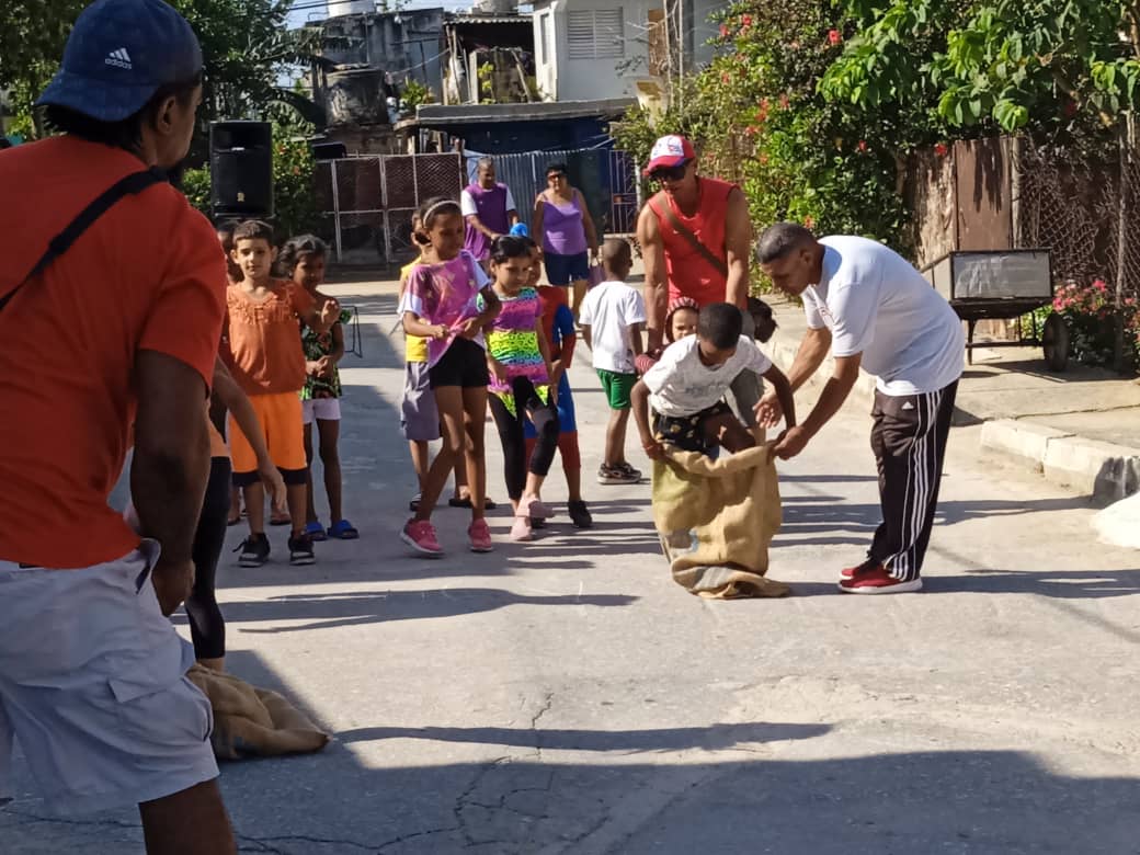 Trabajo comunitario integrado en la circunscripción 44 de la demarcación del Consejo Popular Juan Delio Chacón en la #IslaDeLaJuventud #SentirPinero #PorUn26EnEl24