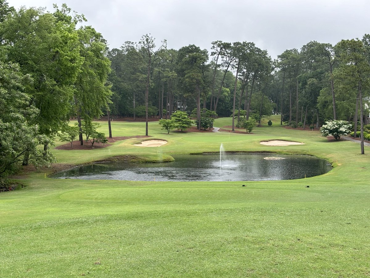 Hole #14 on @PinehurstResort #5. Named the Cathedral Hole by Donald Ross. If I’m not mistaken it is the only hole on the entire resort that Ross actually named.
