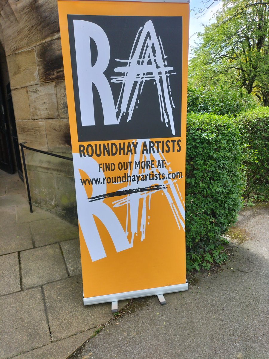 Look out for the yellow balloons around #roundhay to explore the artists studios.