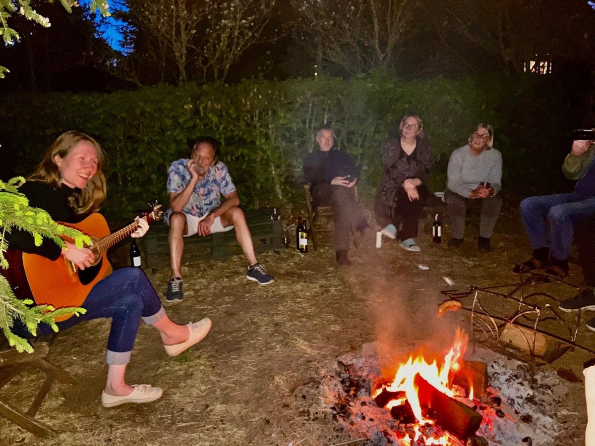 🎉 yesterday I released ‘Wisdom (and smoke) In My Eyes’ by eating tiramisu and singing by the bonfire…
