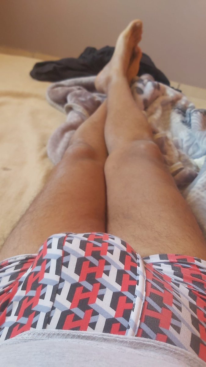 master_abde's tweet photo. Il fait chaud aujourd'hui 😏

#cashmaster #paypig #gayfeet #malefeet #cashslave #humanatm #footmaster #feet #footfetish #gayfetish #master #footslave #cashcow #gaysocks #moneyslave #socksfetish #sniffmysocks https://t.co/vnJHAqzLCS