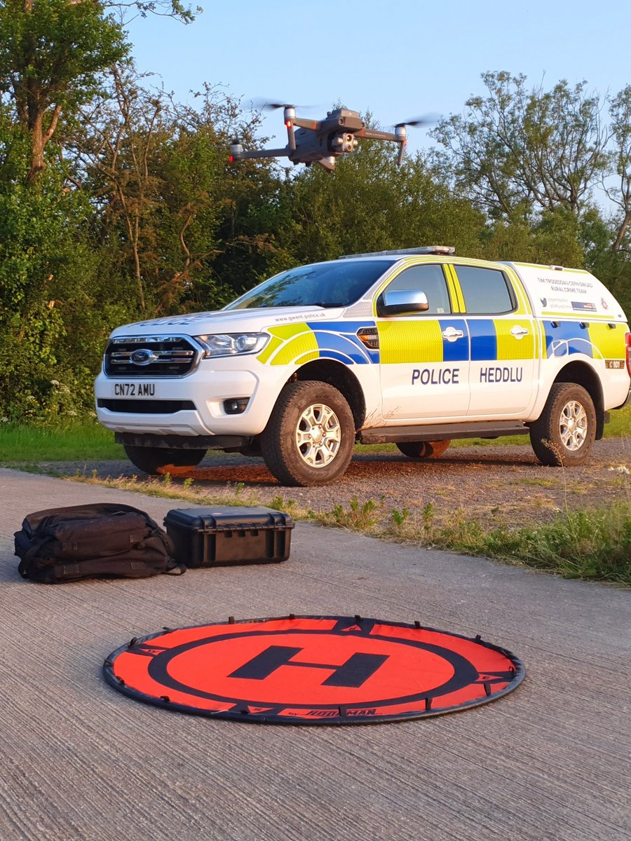 Another busy week for the #RuralCrimeTeam

We have been out across #Gwent investigating various reports of #RuralCrime, #WildlifeCrime and #HeritageCrime

We also provided #Drone services for everything from live streaming at incidents to obtaining crime scene imagery
#TeamGwent